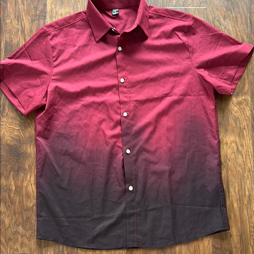 SHEIN Casual Red and Black Gradient Button Down Shirt - Picture 4 of 5